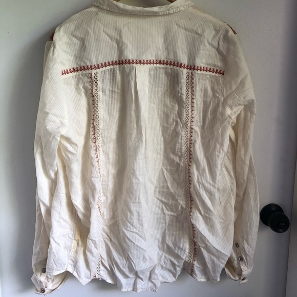 Anthropologie embroidered linen shirt - Picture 6 of 6